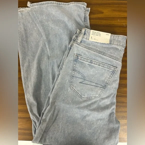 American Eagle Womens Jeans Super High Rise/Baggy Wide Leg size 8/29W NEW - Picture 2 of 7